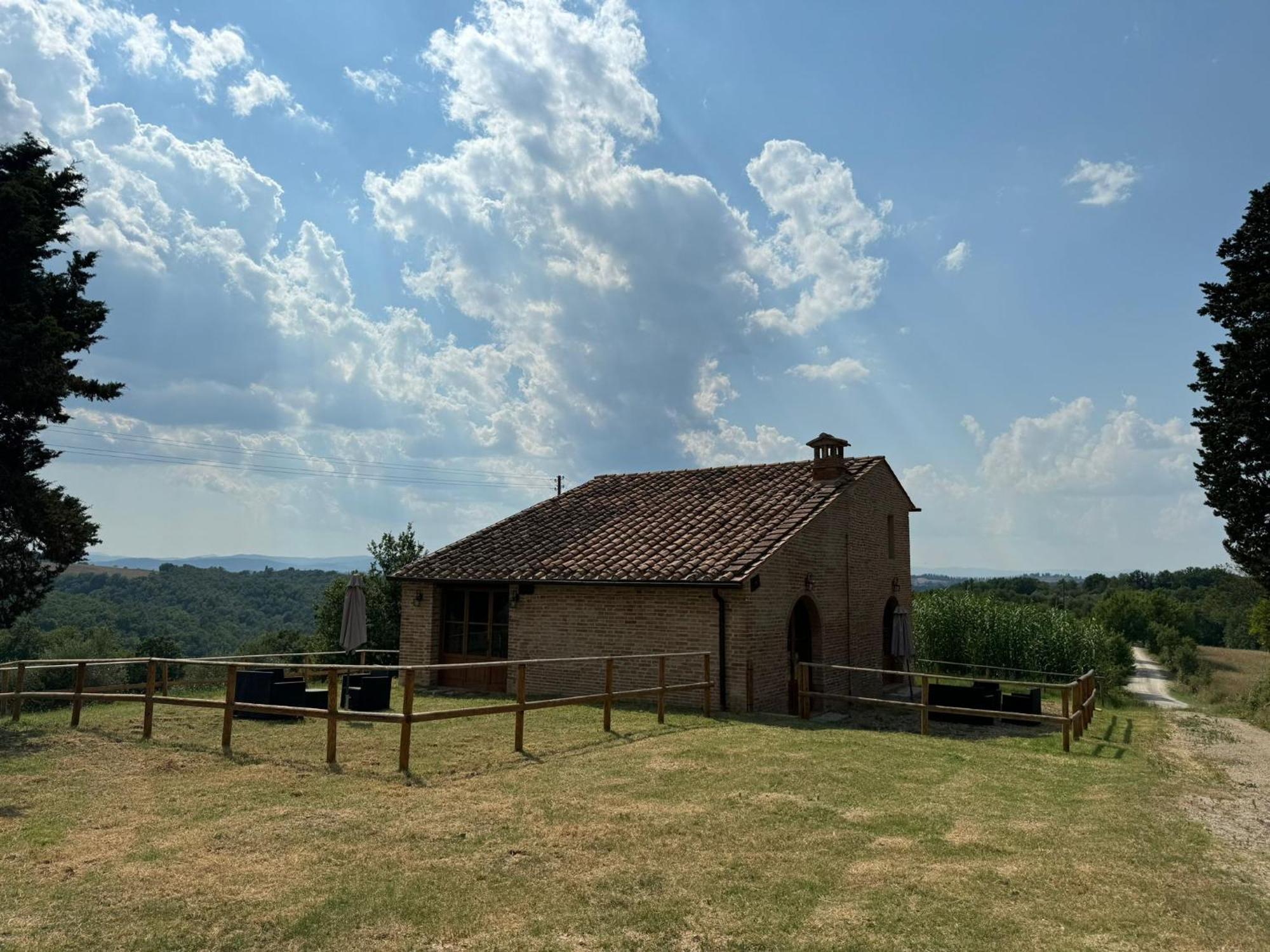 Agriturismo Diffuso Monte Oliveto Maggiore Chiusure Exteriör bild